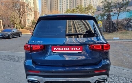 Mercedes-Benz GLB, 2023 год, 4 350 000 рублей, 5 фотография