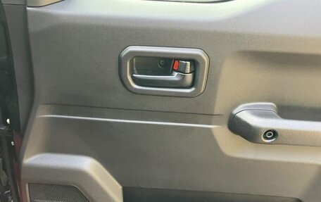 Suzuki Jimny, 2023 год, 23 фотография