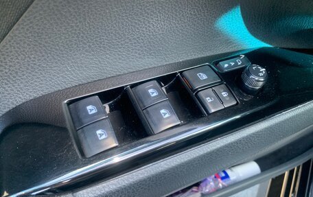 Toyota Camry, 2019 год, 2 400 000 рублей, 11 фотография