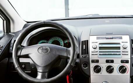 Toyota Corolla Verso I, 2007 год, 883 000 рублей, 17 фотография
