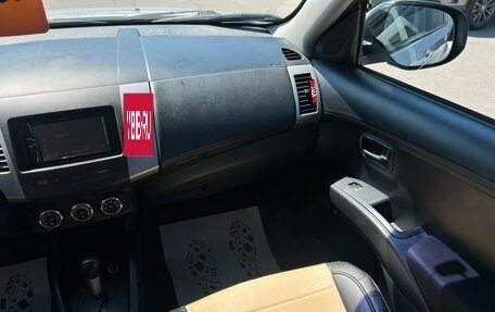 Mitsubishi Outlander III рестайлинг 3, 2010 год, 1 179 000 рублей, 15 фотография
