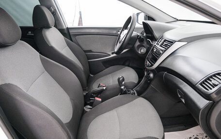 Hyundai Solaris II рестайлинг, 2011 год, 699 000 рублей, 14 фотография