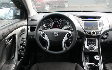 Hyundai Elantra V, 2012 год, 940 000 рублей, 7 фотография