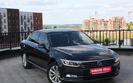Volkswagen Passat B8 рестайлинг, 2019 год, 2 450 000 рублей, 5 фотография