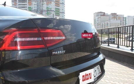 Volkswagen Passat B8 рестайлинг, 2019 год, 2 450 000 рублей, 21 фотография