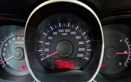 KIA Rio III рестайлинг, 2014 год, 850 000 рублей, 6 фотография