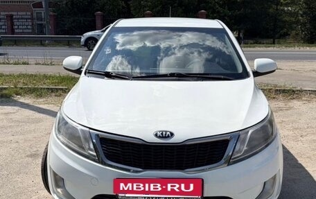 KIA Rio III рестайлинг, 2014 год, 850 000 рублей, 3 фотография