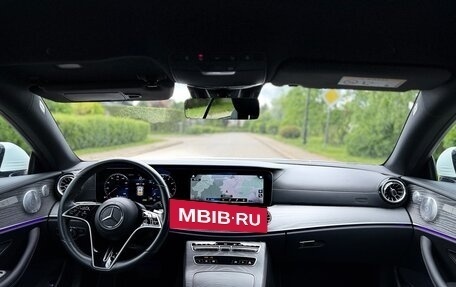 Mercedes-Benz E-Класс, 2021 год, 4 600 000 рублей, 12 фотография