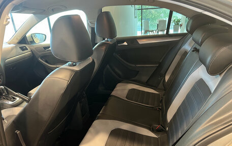 Volkswagen Jetta VI, 2012 год, 1 150 000 рублей, 12 фотография