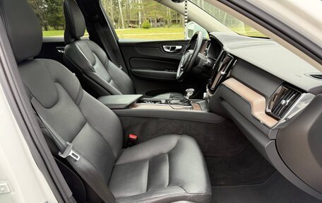 Volvo XC60 II, 2021 год, 3 490 000 рублей, 23 фотография