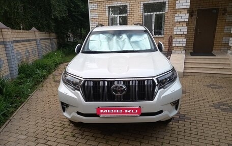 Toyota Land Cruiser Prado 150 рестайлинг 2, 2018 год, 5 270 000 рублей, 4 фотография