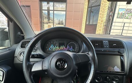 Volkswagen Polo VI (EU Market), 2011 год, 450 000 рублей, 3 фотография