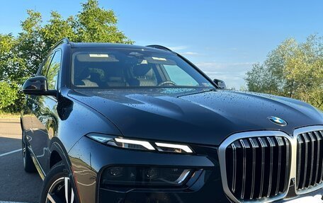 BMW X7, 2023 год, 13 690 000 рублей, 3 фотография
