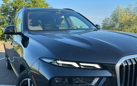 BMW X7, 2023 год, 13 690 000 рублей, 2 фотография
