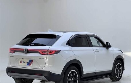 Honda Vezel, 2023 год, 1 720 000 рублей, 7 фотография