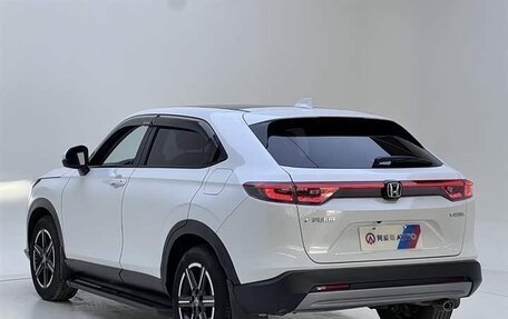 Honda Vezel, 2023 год, 1 720 000 рублей, 5 фотография