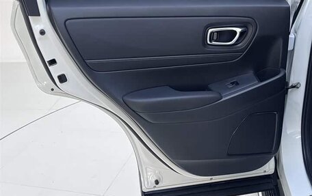 Honda Vezel, 2023 год, 1 720 000 рублей, 16 фотография