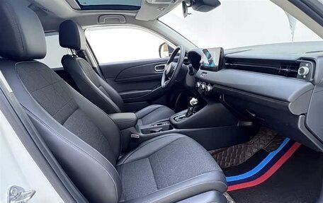 Honda Vezel, 2023 год, 1 720 000 рублей, 21 фотография