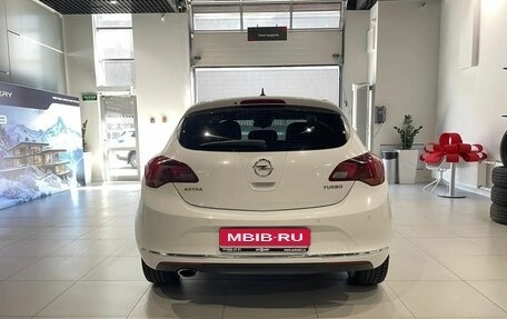 Opel Astra J, 2013 год, 650 000 рублей, 5 фотография