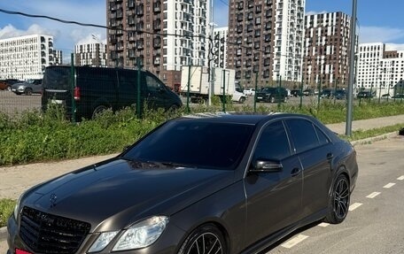Mercedes-Benz E-Класс, 2012 год, 2 100 000 рублей, 1 фотография