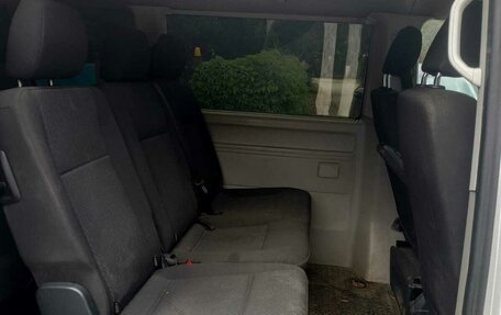 Volkswagen Caravelle T6 рестайлинг, 2017 год, 2 200 000 рублей, 16 фотография