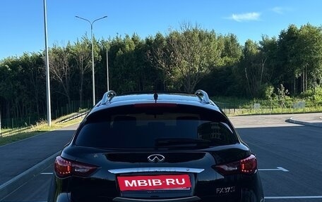 Infiniti FX II, 2010 год, 2 100 000 рублей, 8 фотография