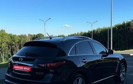 Infiniti FX II, 2010 год, 2 100 000 рублей, 7 фотография