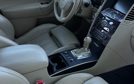 Infiniti FX II, 2010 год, 2 100 000 рублей, 15 фотография