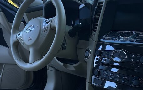 Infiniti FX II, 2010 год, 2 100 000 рублей, 17 фотография
