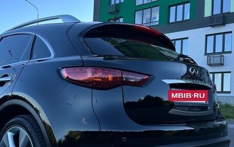 Infiniti FX II, 2010 год, 2 100 000 рублей, 32 фотография