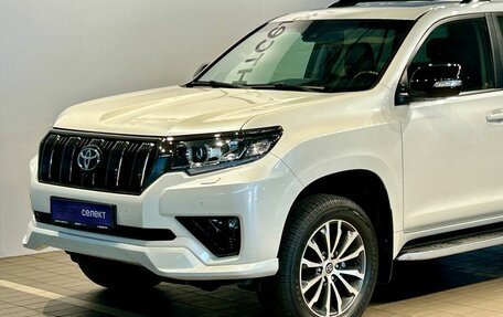 Toyota Land Cruiser Prado 150 рестайлинг 2, 2021 год, 6 990 000 рублей, 6 фотография