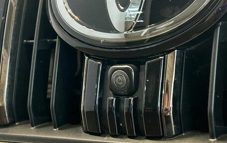 Toyota Land Cruiser Prado 150 рестайлинг 2, 2021 год, 6 990 000 рублей, 17 фотография