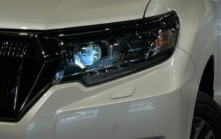 Toyota Land Cruiser Prado 150 рестайлинг 2, 2021 год, 6 990 000 рублей, 12 фотография