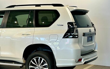 Toyota Land Cruiser Prado 150 рестайлинг 2, 2021 год, 6 990 000 рублей, 7 фотография