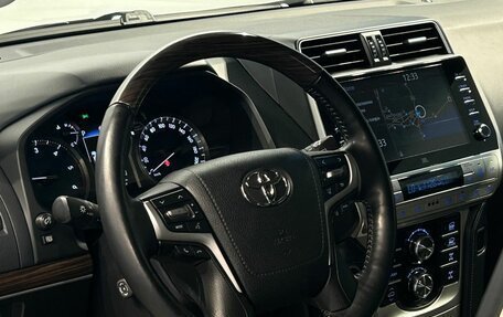 Toyota Land Cruiser Prado 150 рестайлинг 2, 2021 год, 6 990 000 рублей, 25 фотография