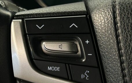 Toyota Land Cruiser Prado 150 рестайлинг 2, 2021 год, 6 990 000 рублей, 26 фотография