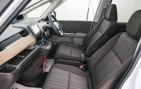 Honda Freed II, 2016 год, 1 699 000 рублей, 14 фотография
