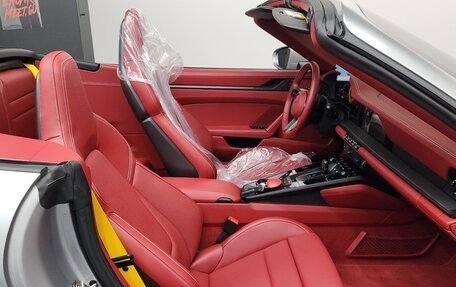Porsche 911, 2025 год, 24 440 000 рублей, 10 фотография