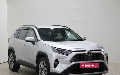 Toyota RAV4, 2021 год, 3 320 000 рублей, 3 фотография
