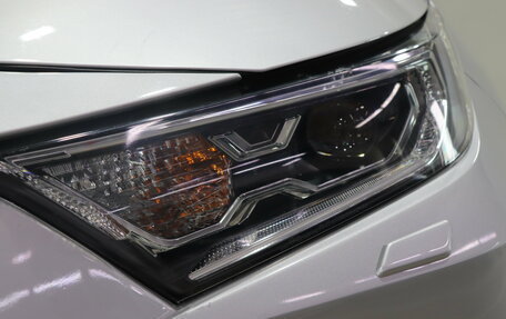 Toyota RAV4, 2021 год, 3 320 000 рублей, 11 фотография