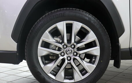 Toyota RAV4, 2021 год, 3 320 000 рублей, 12 фотография
