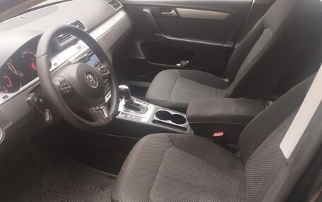 Volkswagen Passat B7, 2010 год, 750 000 рублей, 3 фотография