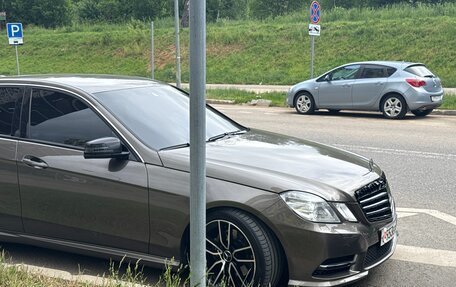 Mercedes-Benz E-Класс, 2012 год, 2 100 000 рублей, 4 фотография