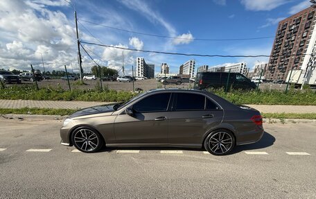 Mercedes-Benz E-Класс, 2012 год, 2 100 000 рублей, 2 фотография