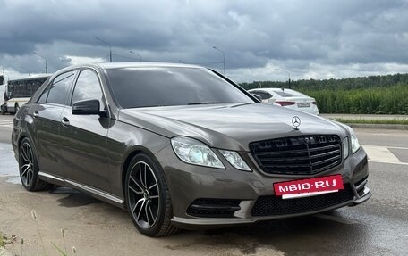 Mercedes-Benz E-Класс, 2012 год, 2 100 000 рублей, 9 фотография