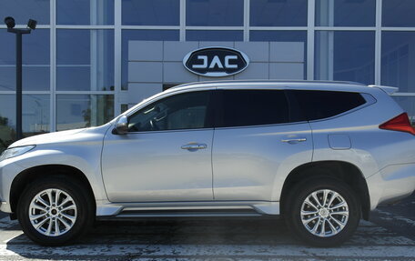 Mitsubishi Pajero Sport III рестайлинг, 2019 год, 2 899 000 рублей, 5 фотография