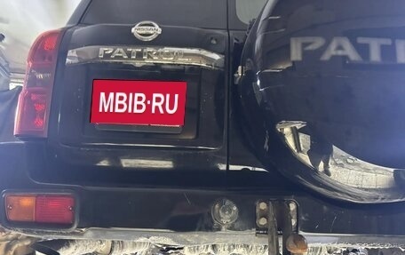 Nissan Patrol, 2008 год, 1 800 000 рублей, 12 фотография