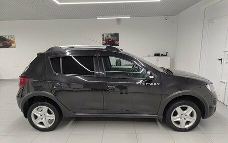 Renault Sandero II рестайлинг, 2018 год, 1 060 000 рублей, 5 фотография