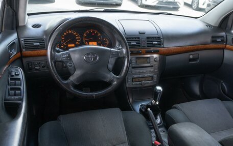 Toyota Avensis III рестайлинг, 2006 год, 799 000 рублей, 6 фотография