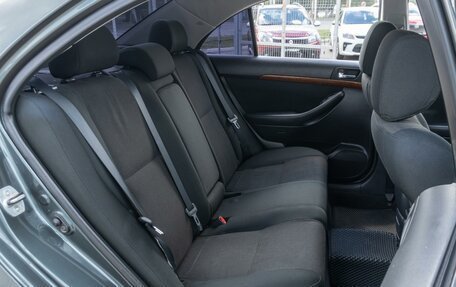 Toyota Avensis III рестайлинг, 2006 год, 799 000 рублей, 7 фотография